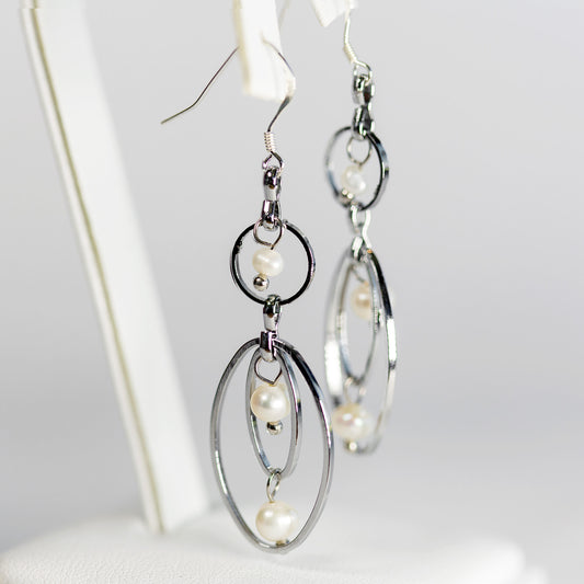 Oval Hoop Pearl Earrings